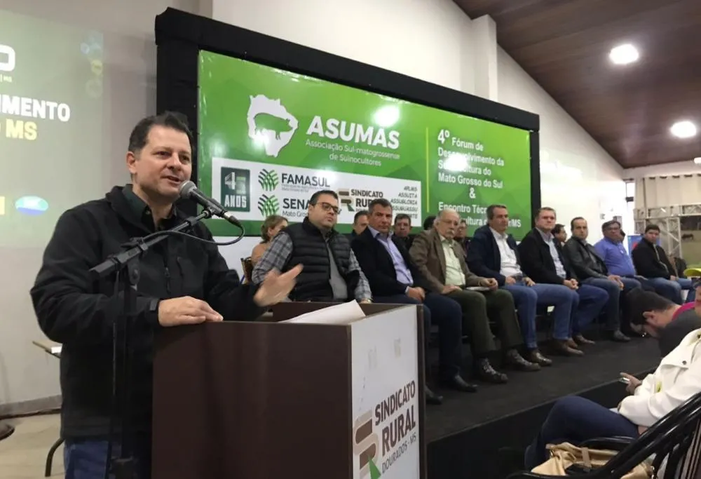 Como autor da lei que instituiu a Semana da Suinocultura e presidente da Frente Parlamentar, Renato Câmara é a voz dos produtores na Assembleia e junto ao Governo do Estado, articulando avanços para a cadeia produtiva em MS